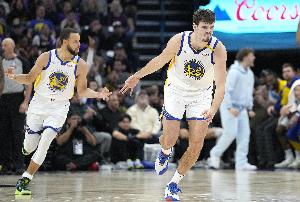 NBA勇士vs国王_NBA勇士vs国王在线观看_NBA勇士vs国王免费高清直播